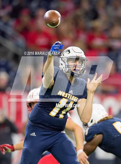 Thumbnail 1 in Cypress Ranch vs Katy (UIL 6A Area Playoff) photogallery.