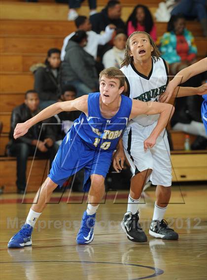 Thumbnail 3 in El Toro vs. Perris (MaxPreps Holiday Classic) photogallery.