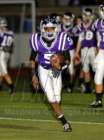 Thumbnail 3 in Valencia vs. Palos Verdes (CIF SS Playoffs) photogallery.