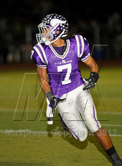 Thumbnail 2 in Valencia vs. Palos Verdes (CIF SS Playoffs) photogallery.