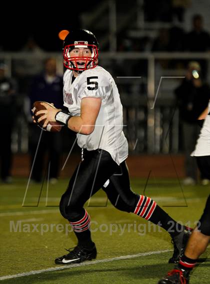 Thumbnail 3 in Valencia vs. Palos Verdes (CIF SS Playoffs) photogallery.