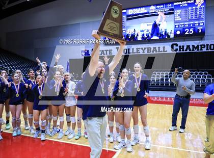 Thumbnail 2 in Highland Park @ A&M Consolidated (UIL 5A D1 Volleyball Final Medal Ceremony) photogallery.