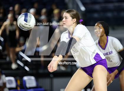 Thumbnail 1 in Fulshear vs. College Station (UIL 5A Regional Playoff) photogallery.