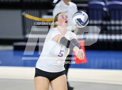 Thumbnail 3 in Fulshear vs. College Station (UIL 5A Regional Playoff) photogallery.