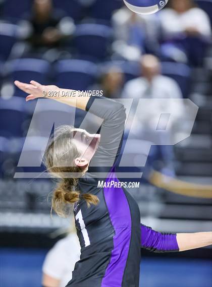 Thumbnail 3 in Fulshear vs. College Station (UIL 5A Regional Playoff) photogallery.