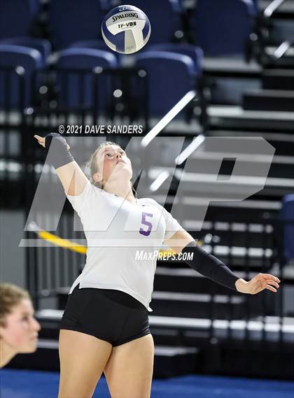 Thumbnail 1 in Fulshear vs. College Station (UIL 5A Regional Playoff) photogallery.