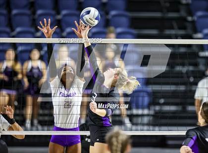 Thumbnail 2 in Fulshear vs. College Station (UIL 5A Regional Playoff) photogallery.