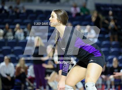 Thumbnail 1 in Fulshear vs. College Station (UIL 5A Regional Playoff) photogallery.