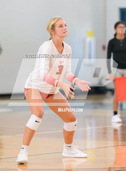 Thumbnail 3 in Hondo vs Jourdanton (Hondo Volleyball Tournament) photogallery.