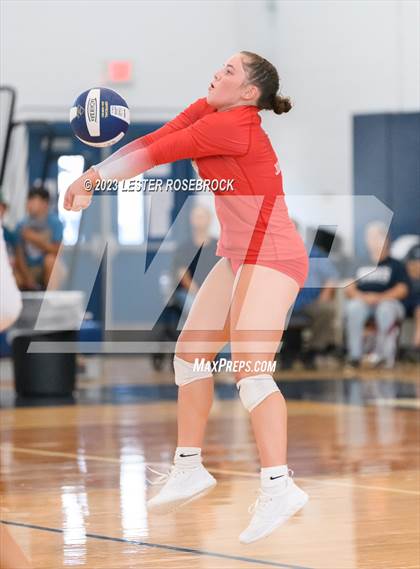 Thumbnail 3 in Hondo vs Jourdanton (Hondo Volleyball Tournament) photogallery.