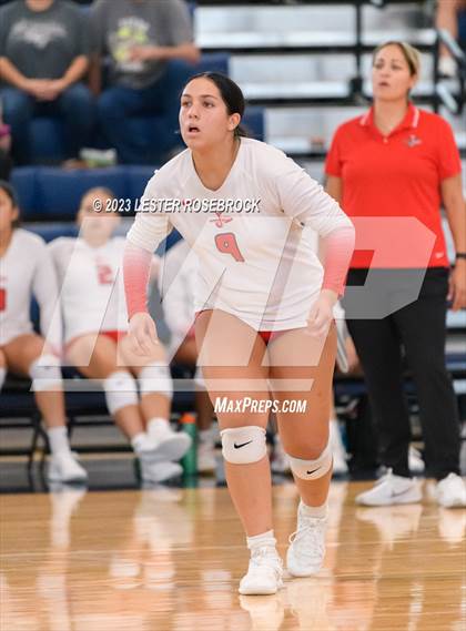 Thumbnail 2 in Hondo vs Jourdanton (Hondo Volleyball Tournament) photogallery.