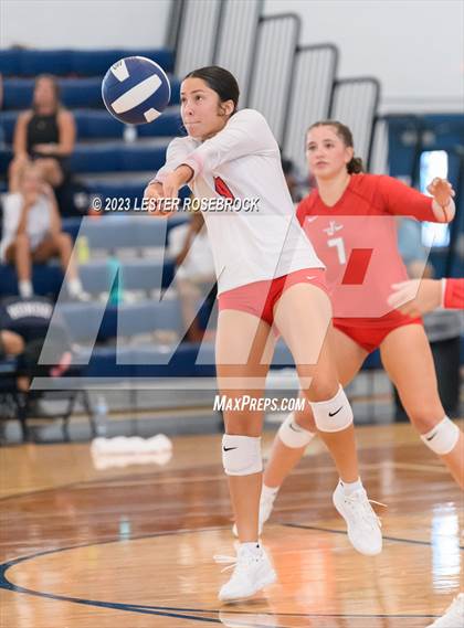 Thumbnail 2 in Hondo vs Jourdanton (Hondo Volleyball Tournament) photogallery.