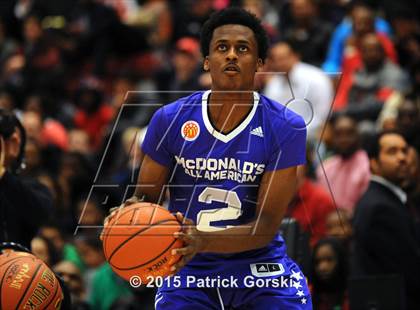 Thumbnail 3 in 2015 McDonald's All American Games Jam Fest (Boys) photogallery.