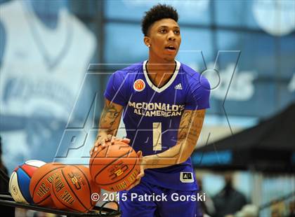 Thumbnail 1 in 2015 McDonald's All American Games Jam Fest (Boys) photogallery.