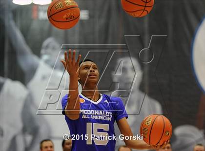 Thumbnail 1 in 2015 McDonald's All American Games Jam Fest (Boys) photogallery.