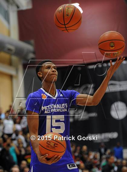 Thumbnail 1 in 2015 McDonald's All American Games Jam Fest (Boys) photogallery.
