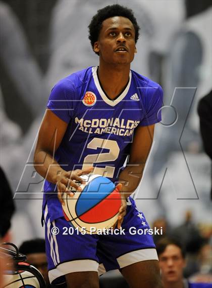 Thumbnail 3 in 2015 McDonald's All American Games Jam Fest (Boys) photogallery.