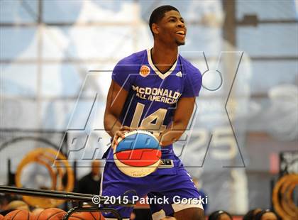 Thumbnail 2 in 2015 McDonald's All American Games Jam Fest (Boys) photogallery.