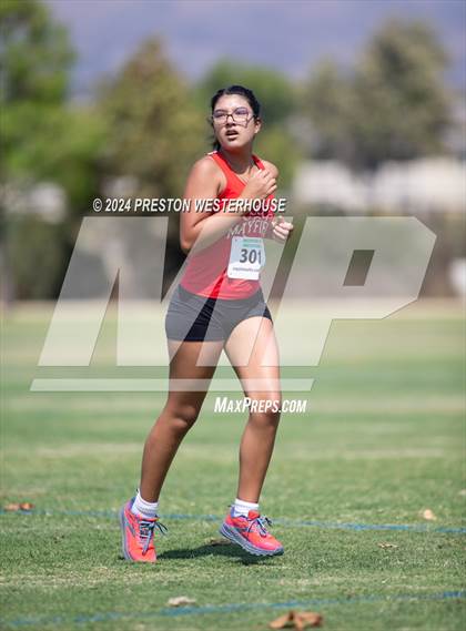 Thumbnail 1 in Moorpark Invitational (Softmore) photogallery.