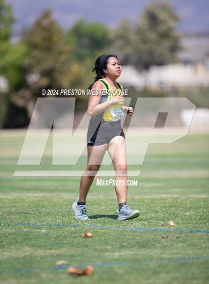 Thumbnail 2 in Moorpark Invitational (Softmore) photogallery.