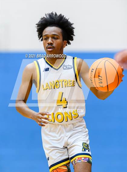 Thumbnail 2 in Langtree Charter vs Rocky River (North Iredell Holiday Classic) photogallery.