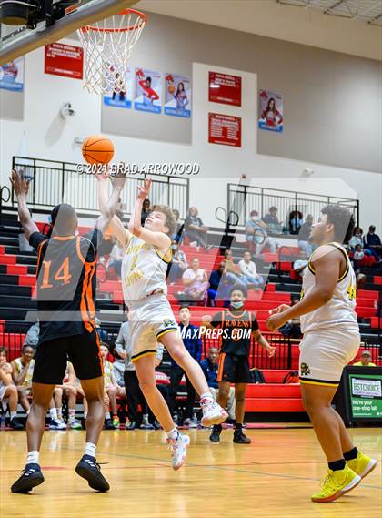 Thumbnail 2 in Langtree Charter vs Rocky River (North Iredell Holiday Classic) photogallery.