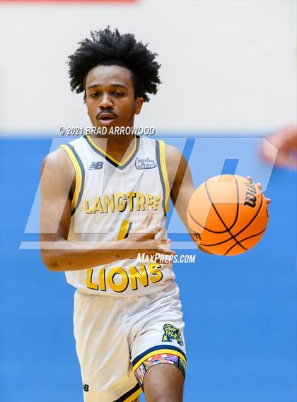 Thumbnail 3 in Langtree Charter vs Rocky River (North Iredell Holiday Classic) photogallery.