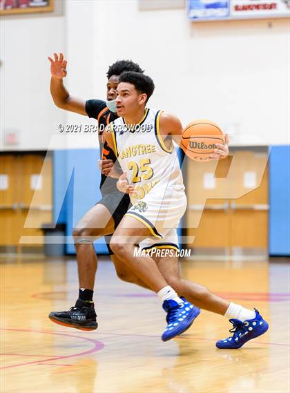 Thumbnail 2 in Langtree Charter vs Rocky River (North Iredell Holiday Classic) photogallery.