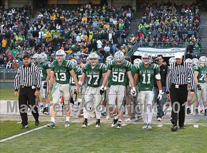 Thumbnail 2 in De La Salle vs. San Ramon Valley (CIF NCS D1 Final) photogallery.