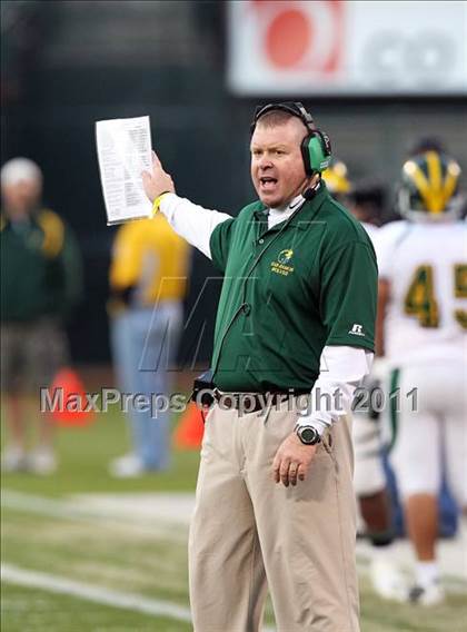 Thumbnail 2 in De La Salle vs. San Ramon Valley (CIF NCS D1 Final) photogallery.