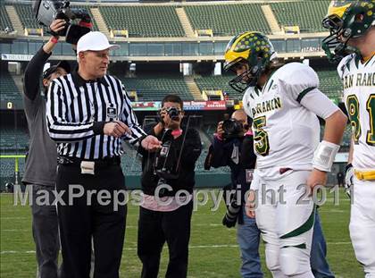 Thumbnail 1 in De La Salle vs. San Ramon Valley (CIF NCS D1 Final) photogallery.