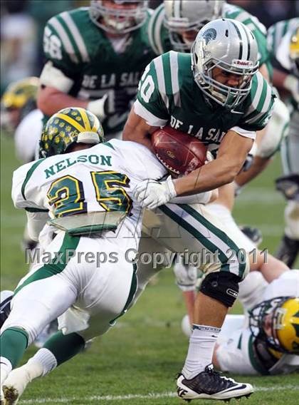 Thumbnail 3 in De La Salle vs. San Ramon Valley (CIF NCS D1 Final) photogallery.
