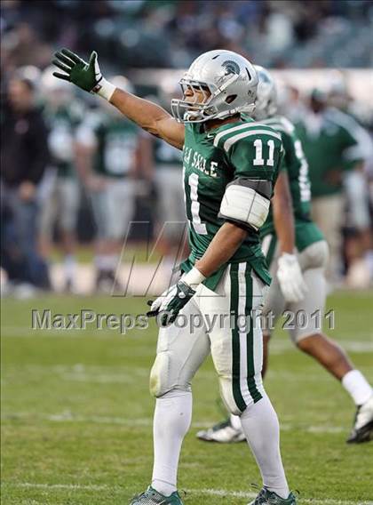 Thumbnail 3 in De La Salle vs. San Ramon Valley (CIF NCS D1 Final) photogallery.