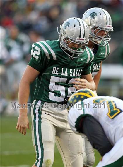 Thumbnail 2 in De La Salle vs. San Ramon Valley (CIF NCS D1 Final) photogallery.