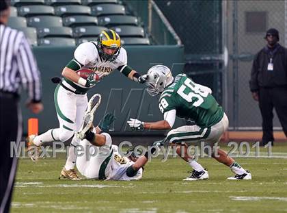 Thumbnail 3 in De La Salle vs. San Ramon Valley (CIF NCS D1 Final) photogallery.