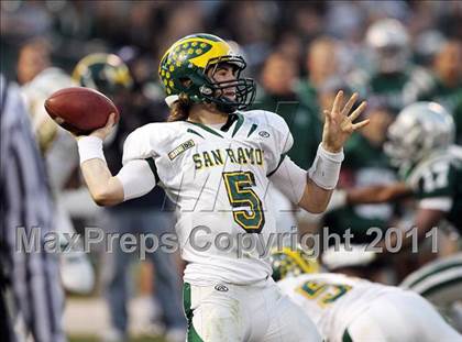 Thumbnail 2 in De La Salle vs. San Ramon Valley (CIF NCS D1 Final) photogallery.