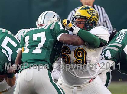 Thumbnail 3 in De La Salle vs. San Ramon Valley (CIF NCS D1 Final) photogallery.
