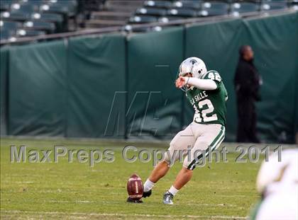 Thumbnail 1 in De La Salle vs. San Ramon Valley (CIF NCS D1 Final) photogallery.