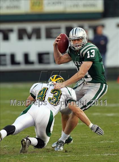Thumbnail 2 in De La Salle vs. San Ramon Valley (CIF NCS D1 Final) photogallery.