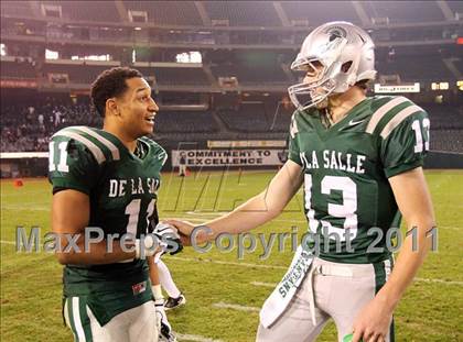 Thumbnail 2 in De La Salle vs. San Ramon Valley (CIF NCS D1 Final) photogallery.