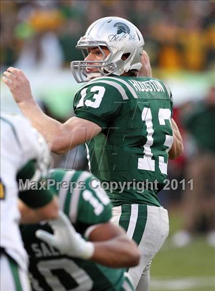 Thumbnail 3 in De La Salle vs. San Ramon Valley (CIF NCS D1 Final) photogallery.