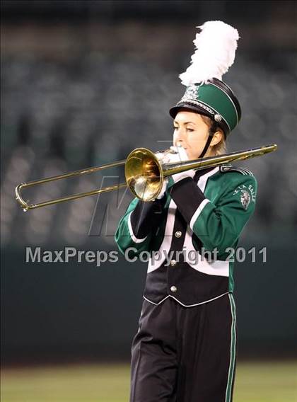 Thumbnail 2 in De La Salle vs. San Ramon Valley (CIF NCS D1 Final) photogallery.