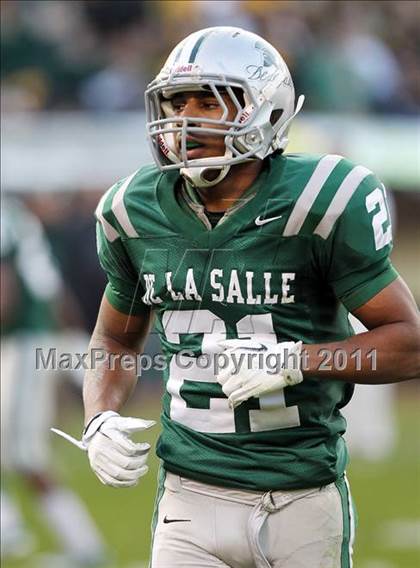 Thumbnail 1 in De La Salle vs. San Ramon Valley (CIF NCS D1 Final) photogallery.