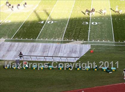 Thumbnail 3 in De La Salle vs. San Ramon Valley (CIF NCS D1 Final) photogallery.