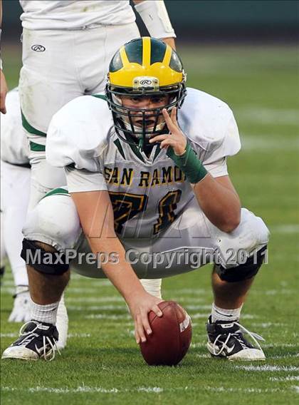 Thumbnail 2 in De La Salle vs. San Ramon Valley (CIF NCS D1 Final) photogallery.