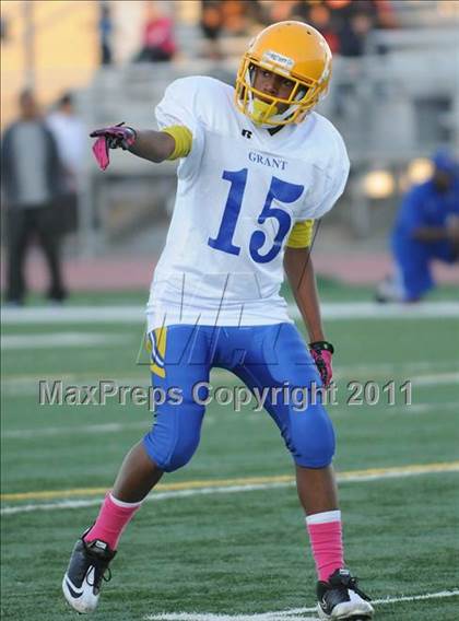 Thumbnail 1 in Grant @ Elk Grove photogallery.