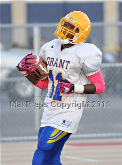 Thumbnail 3 in Grant @ Elk Grove photogallery.