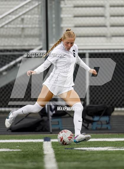 Thumbnail 3 in Ridgeline vs. Timpanogos (UHSAA 4A Quarterfinals) photogallery.