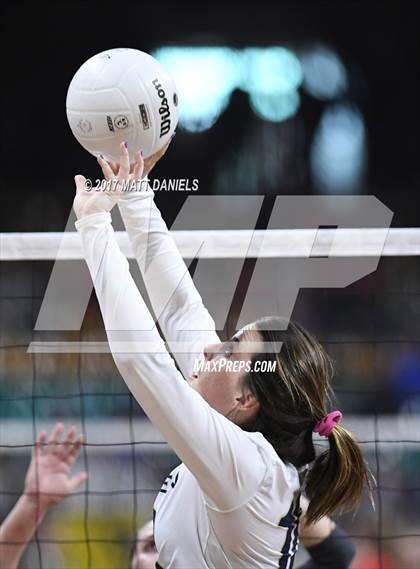 Thumbnail 1 in Roosevelt vs. Mullen (CHSAA 4A Pool 1 Playoff) photogallery.