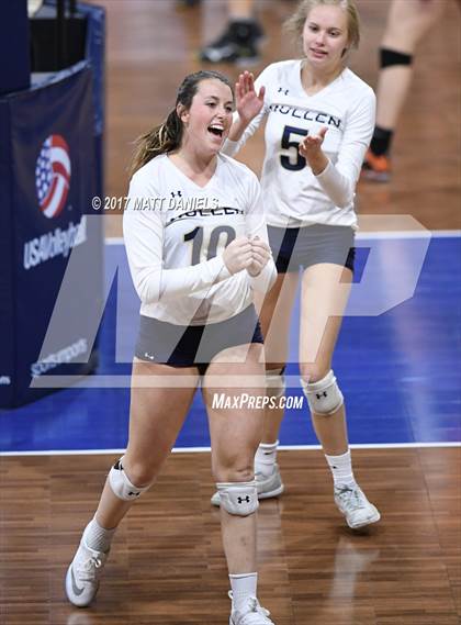 Thumbnail 3 in Roosevelt vs. Mullen (CHSAA 4A Pool 1 Playoff) photogallery.